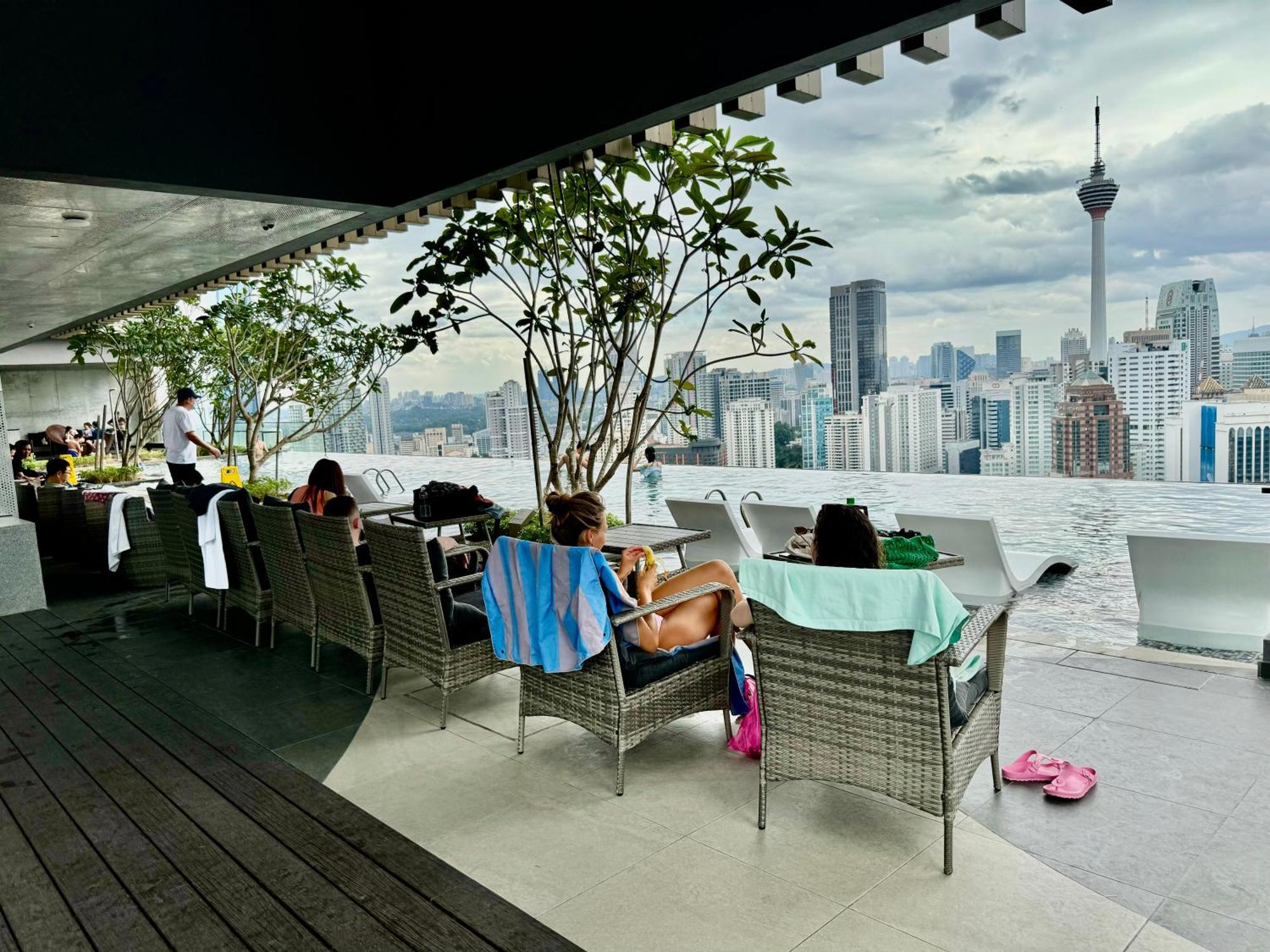 Klcc Suites At Axon By Skypool Kuala Lumpur Exterior photo